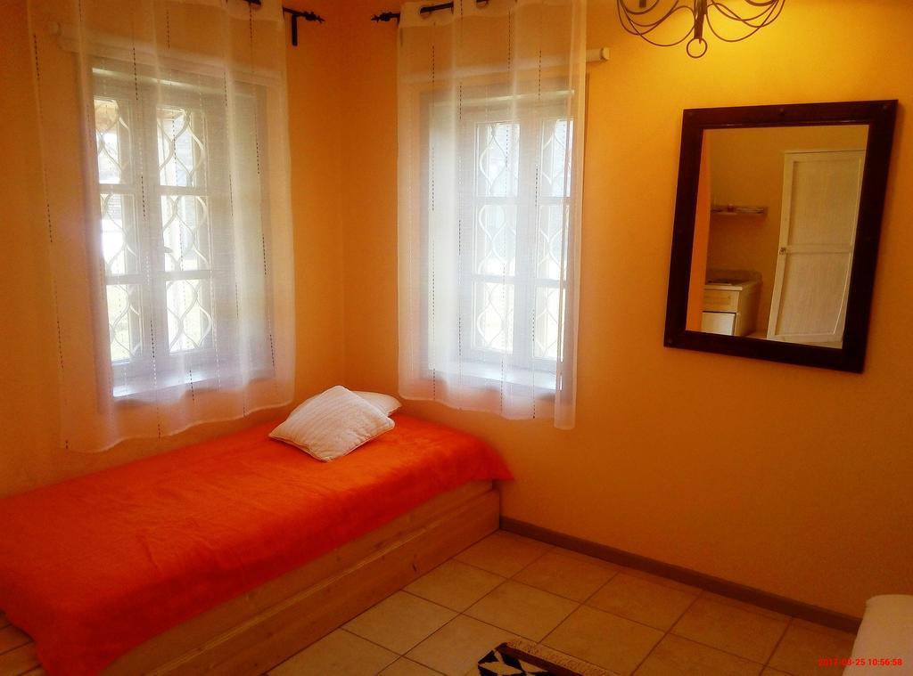 Linouria Hotell Nimfaíon Exteriör bild