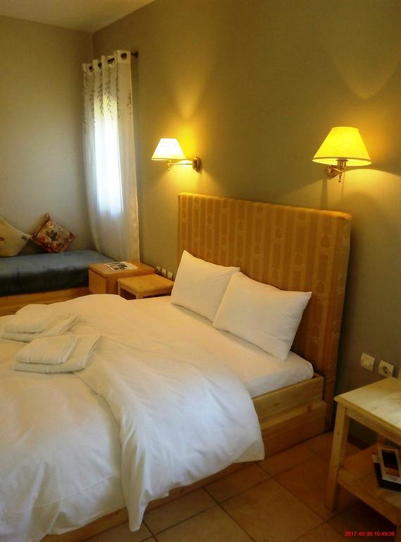 Linouria Hotell Nimfaíon Exteriör bild